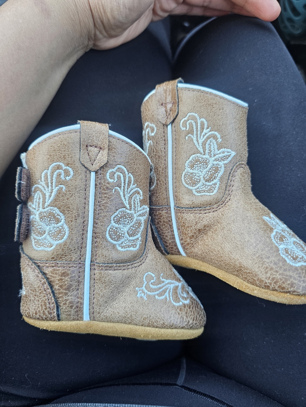 Toddler Tan Embroidered Western Boots - Soft Pull-On Cowboy Style